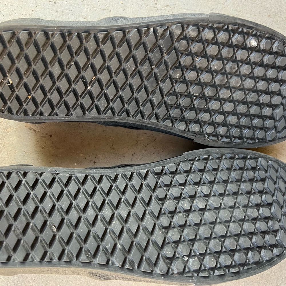 Vans Classic Black Slip-Ons Men's - Picture 3 of 3